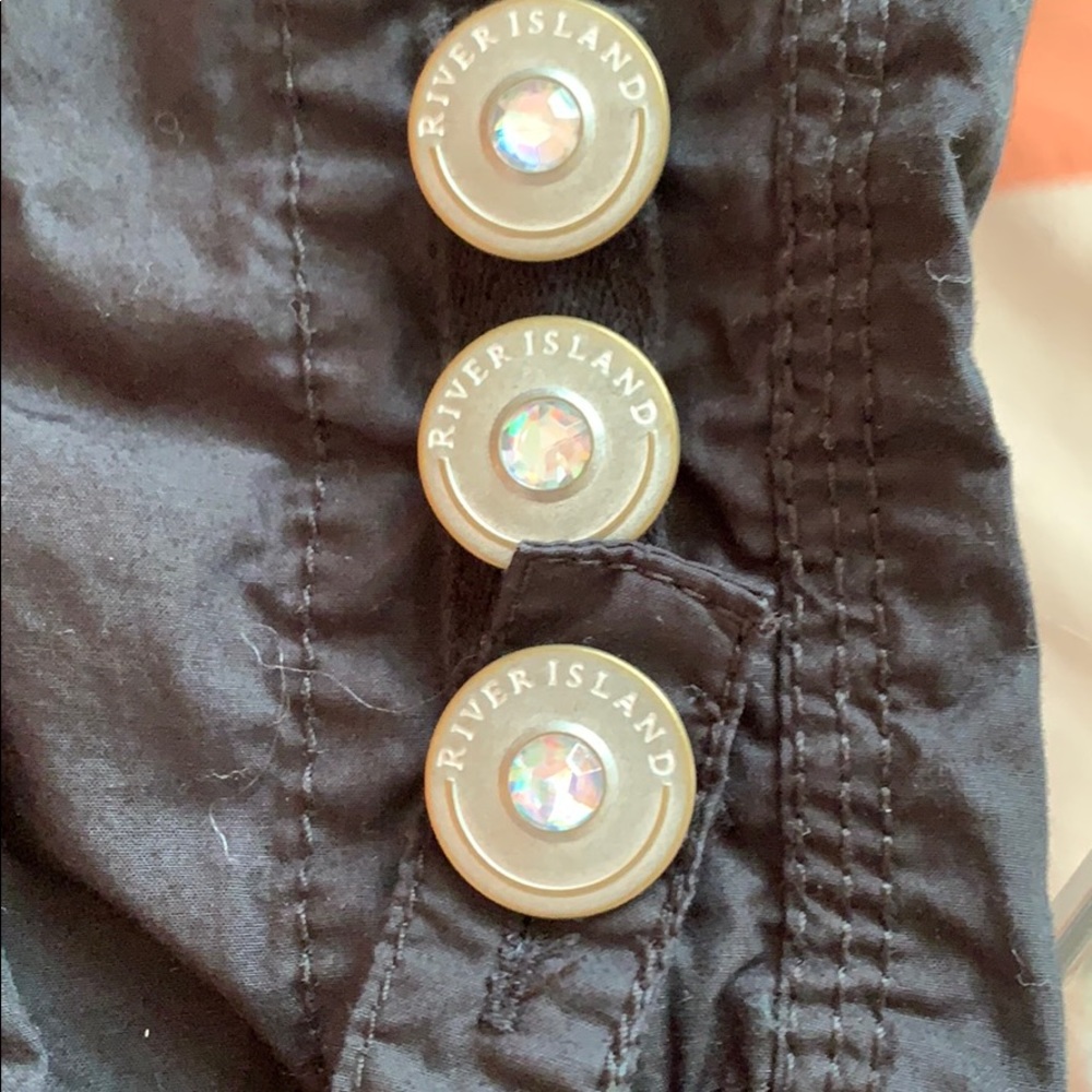 Shorts - Picture 5 of 8